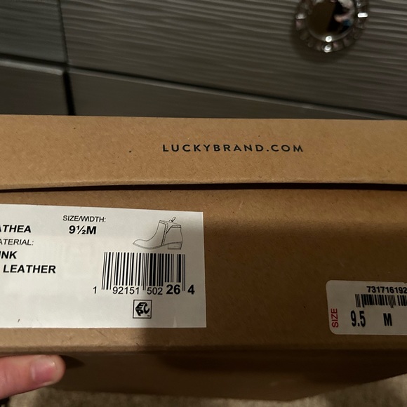 Never Worn! Lucky Brand Booties - Picture 4 of 5